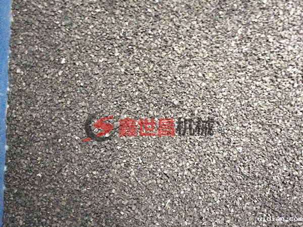 橡胶粉碎后颗粒