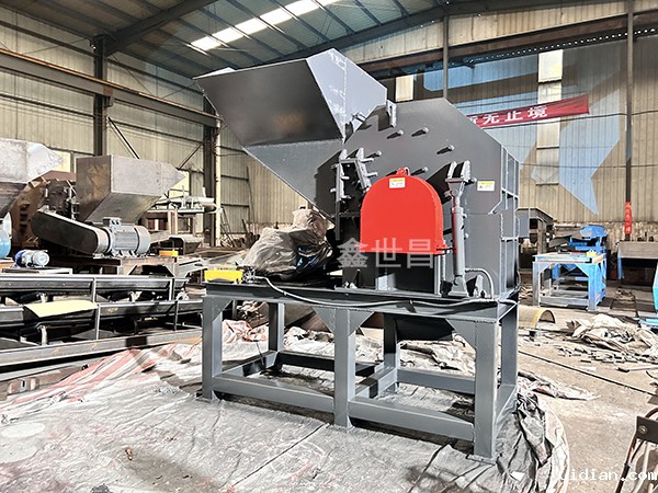 800型红牛罐破碎机